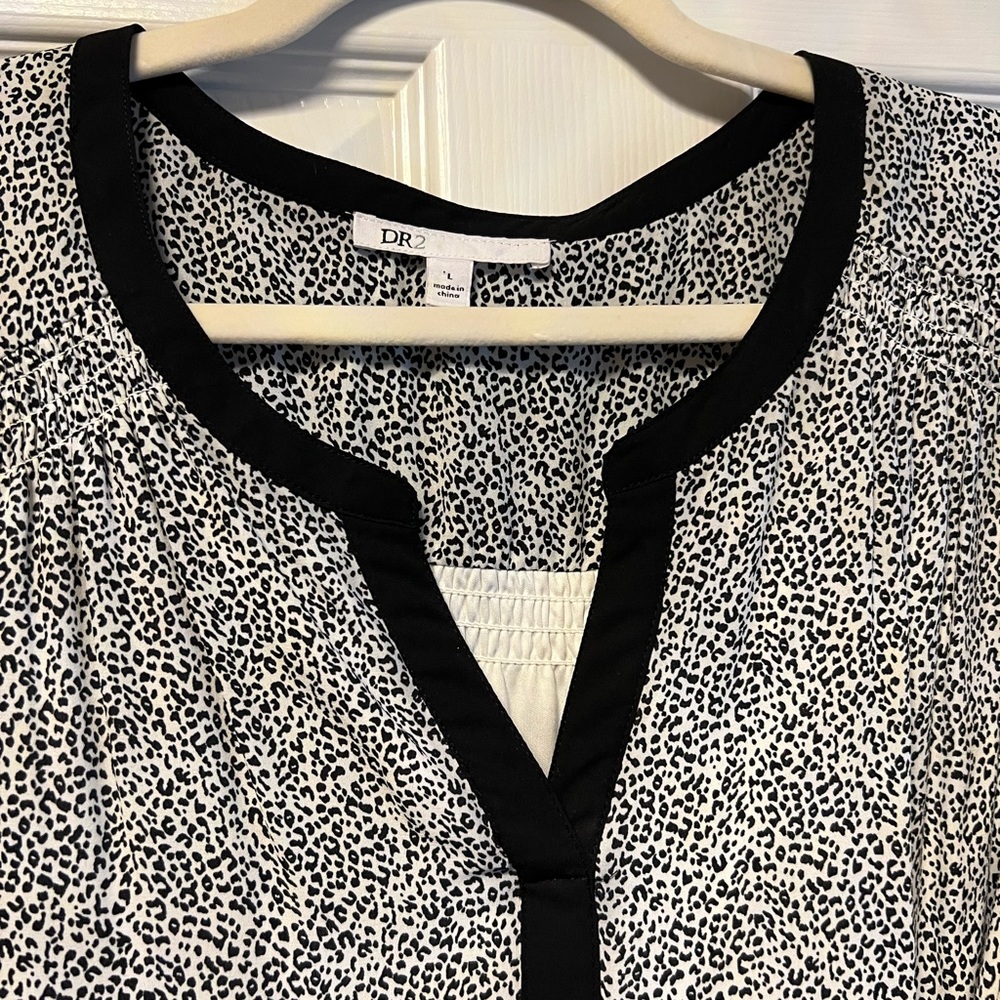 DR2 short sleeve Summer fun dress. Black & white